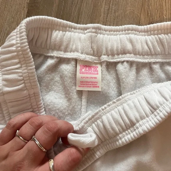 Y2K Victoria's Secret Sweatpants - Picture 4 of 8